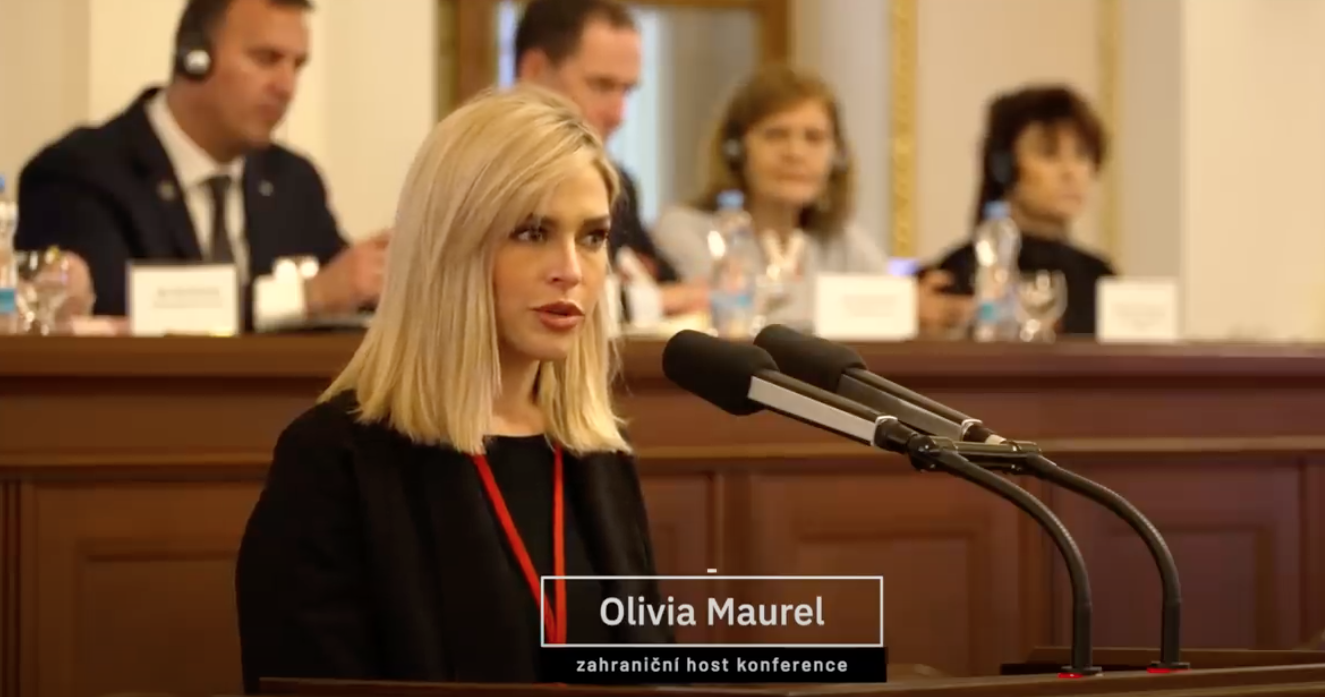 Naše stanovisko k&nbsp;surogátnímu mateřství